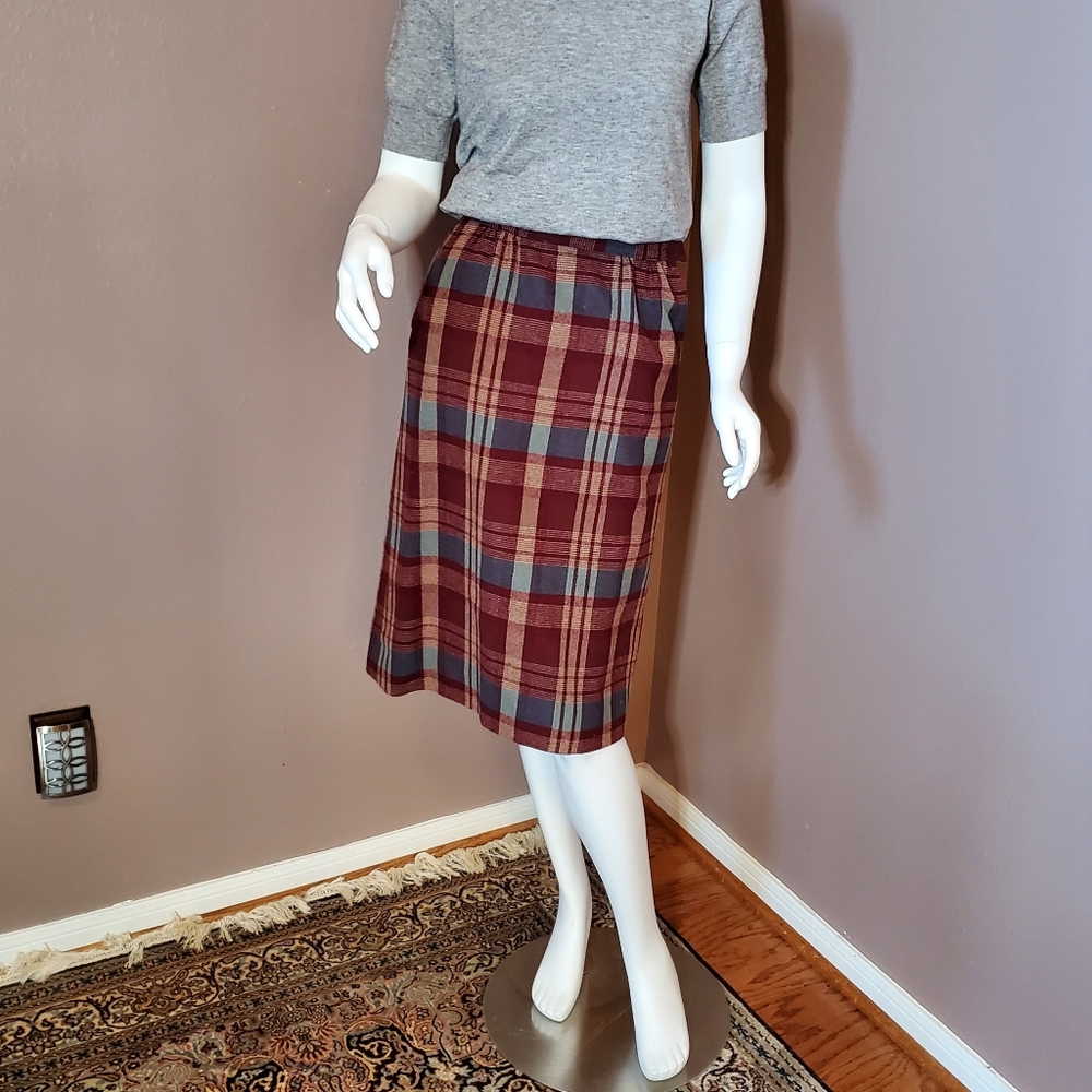Vtg PENDLETON plaid wool skirt size 4P, XS